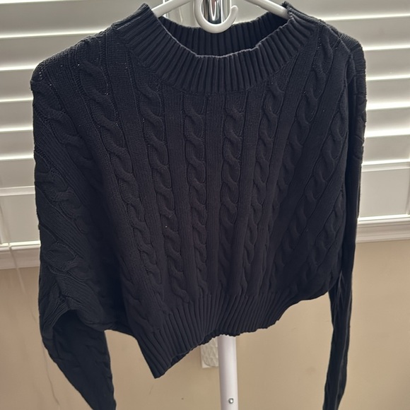 Gap Teen Black Cropped Cozy Sweater - Picture 4 of 4